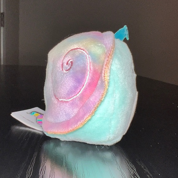 Squishmallows Sid Micromallow Series 2 Rainbow Tie Dye Shell Snail - Picture 3 of 5